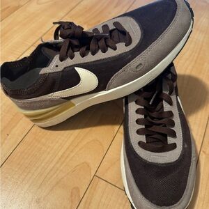 Nike Men's Dark Brown and Beige Sneakers
